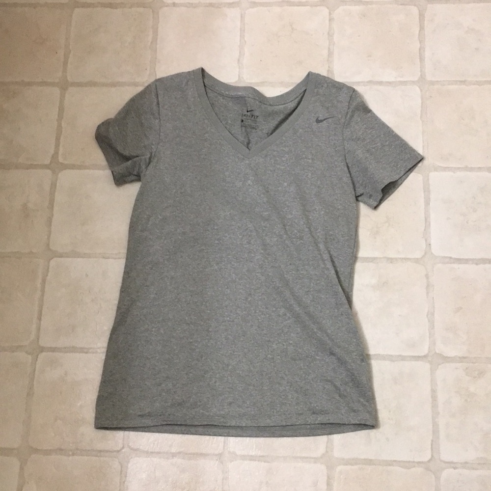 Nike dry fit work out top